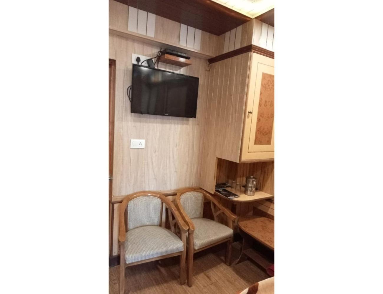 Hotel Doegar, Shimla Eksteriør billede
