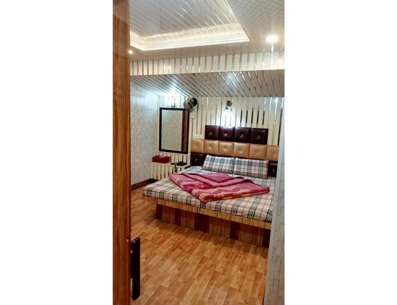 Hotel Doegar, Shimla Eksteriør billede