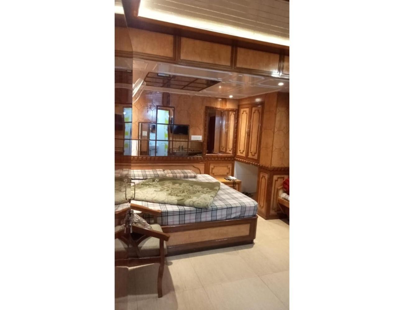 Hotel Doegar, Shimla Eksteriør billede
