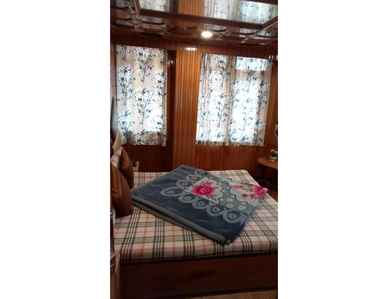 Hotel Doegar, Shimla Eksteriør billede