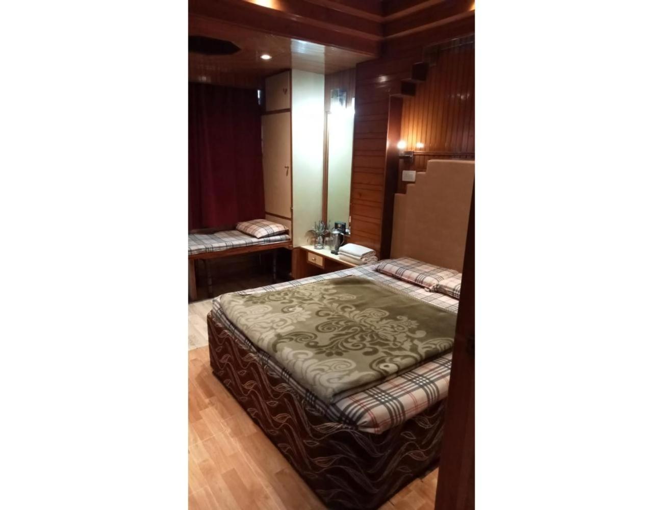Hotel Doegar, Shimla Eksteriør billede