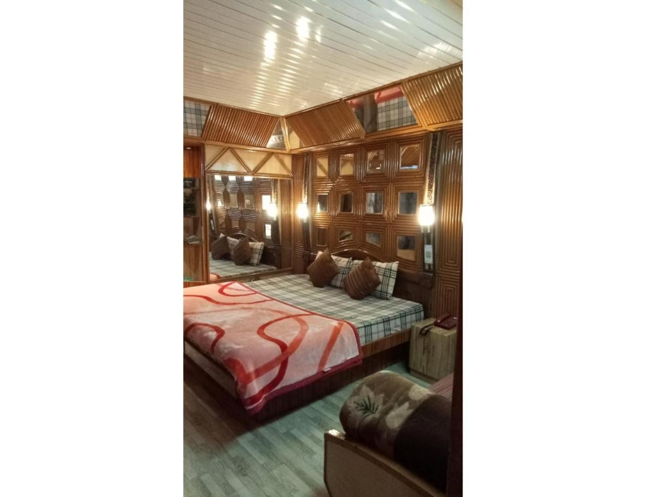Hotel Doegar, Shimla Eksteriør billede
